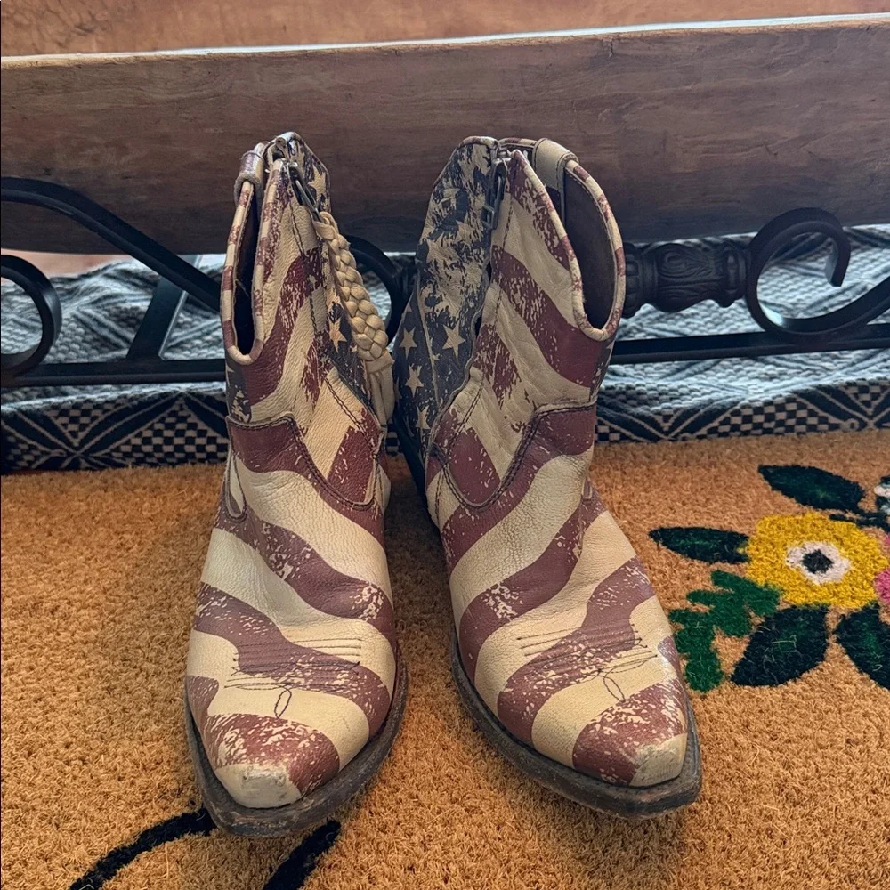 Ariat Womens Circuit Cruz Western Boot American Flag Print - Picture 2 of 6